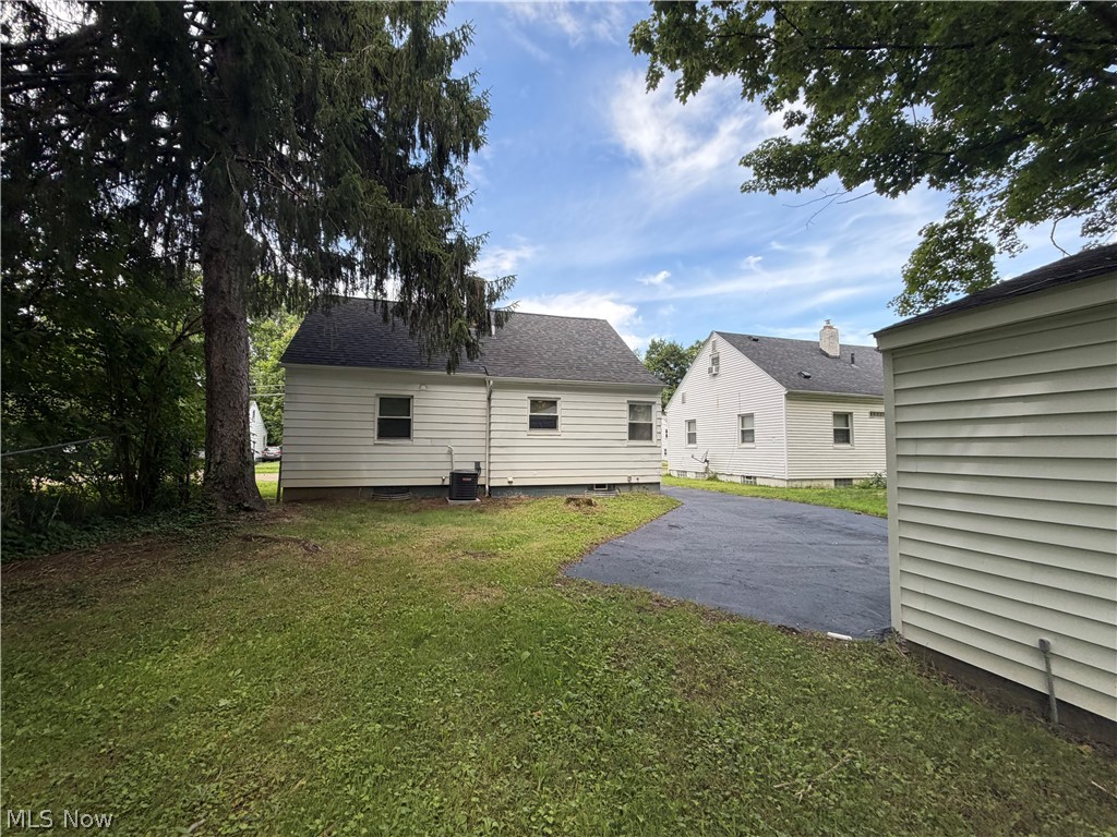 Young L A - Residential
