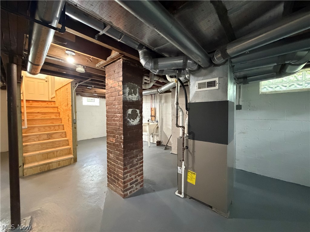 Young L A - Residential