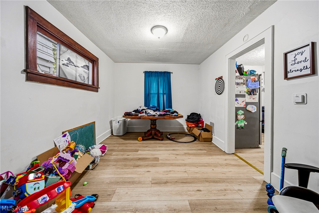 Jones - Residential