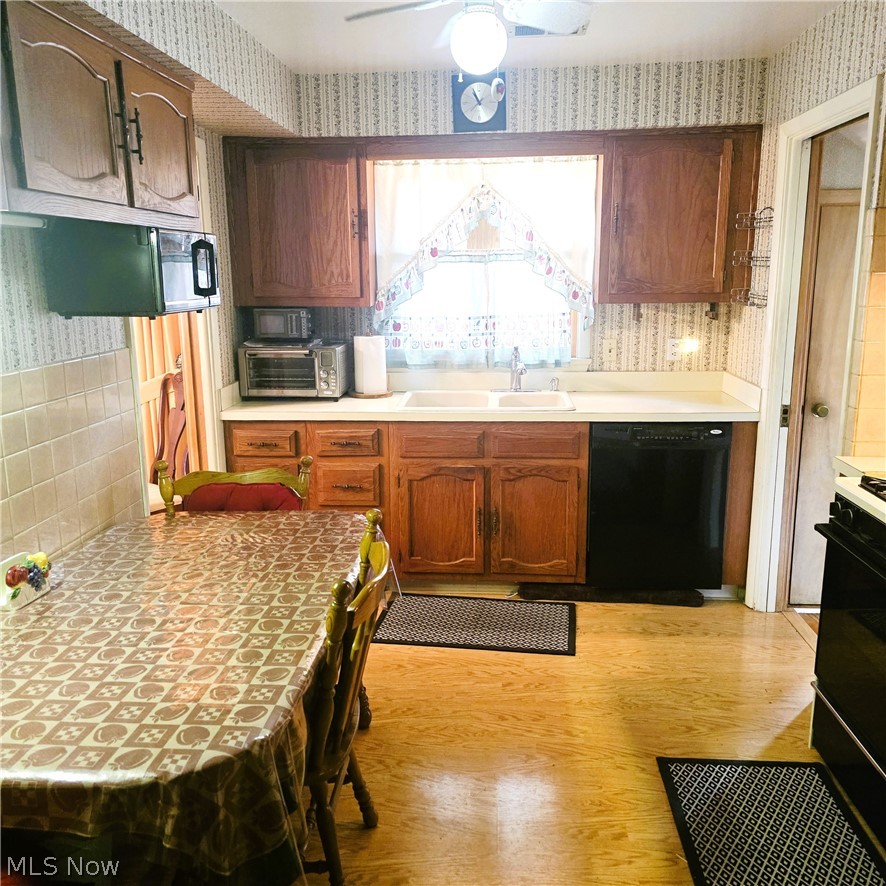 H A Stahl Props Cos Ridgewood - Residential