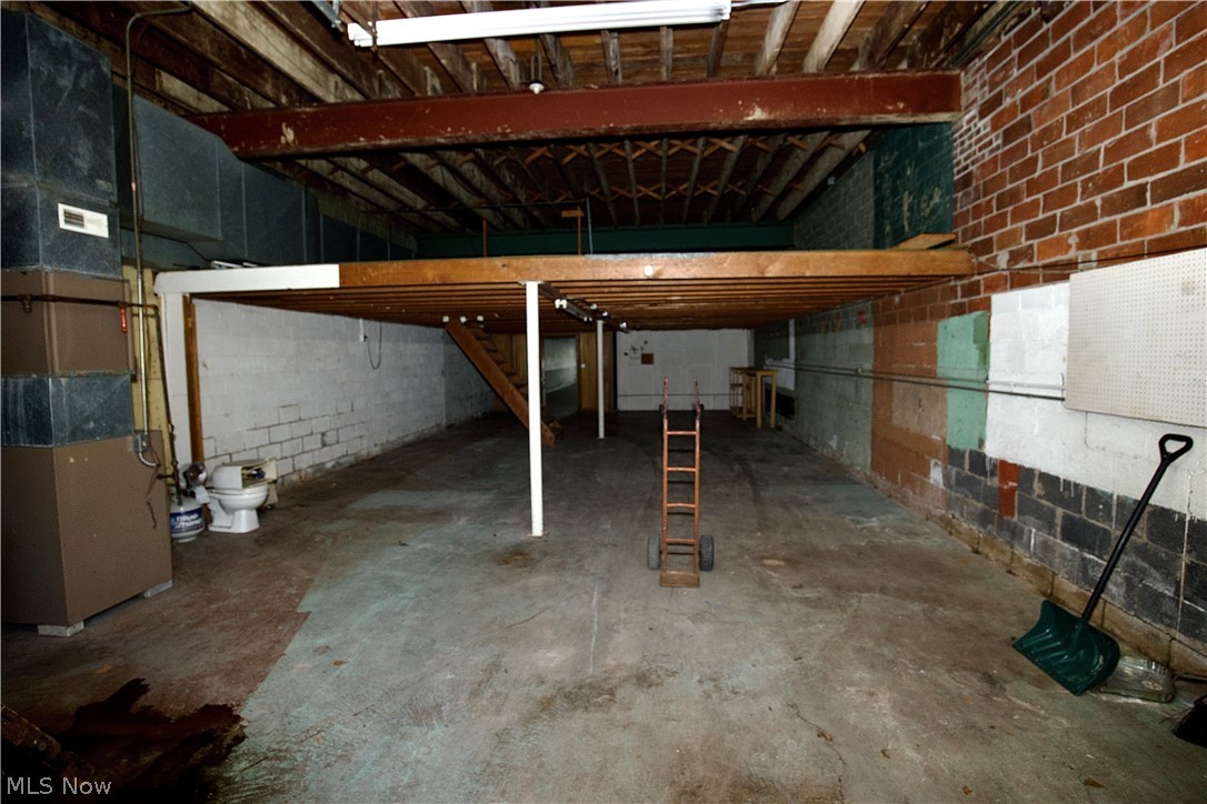 Selah Chamberlain - Commercial Sale
