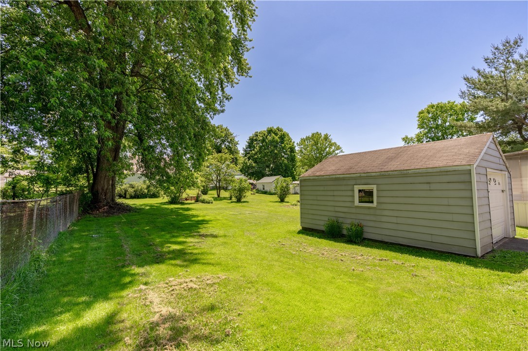 M H Franks Moreland - Residential