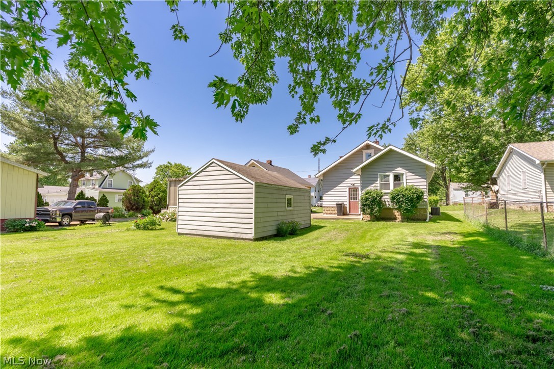 M H Franks Moreland - Residential