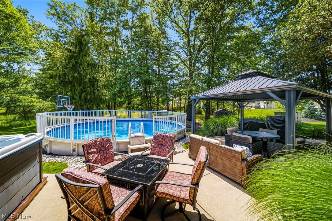 Foxwood Estates - Residential