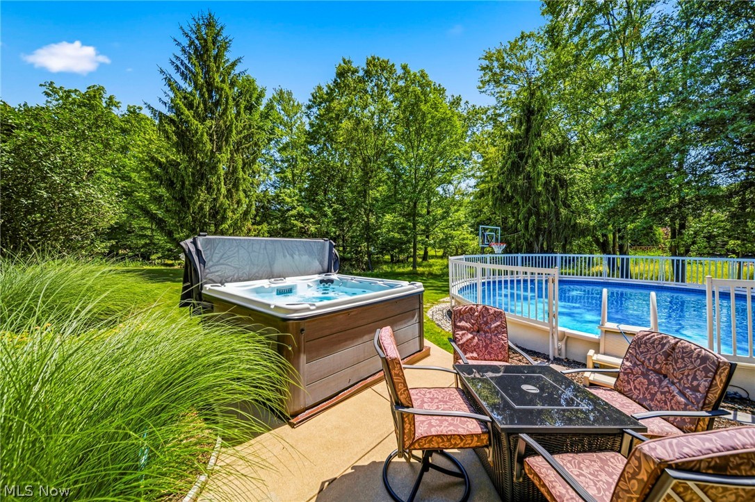Foxwood Estates - Residential