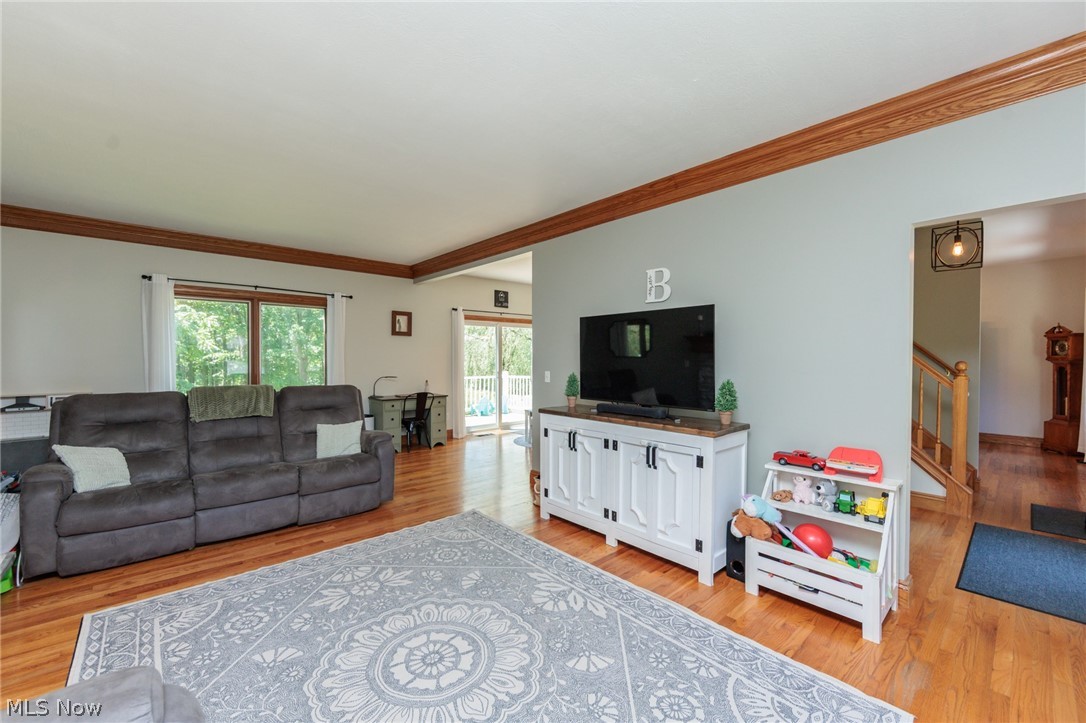 Green Lawn Knoll - Residential