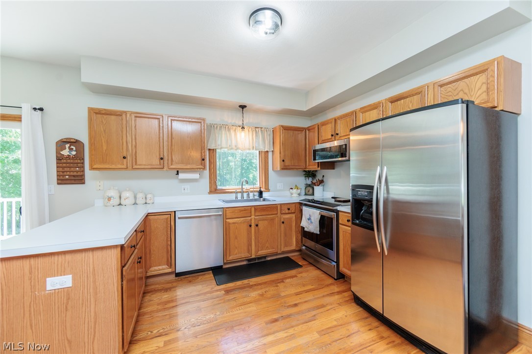 Green Lawn Knoll - Residential