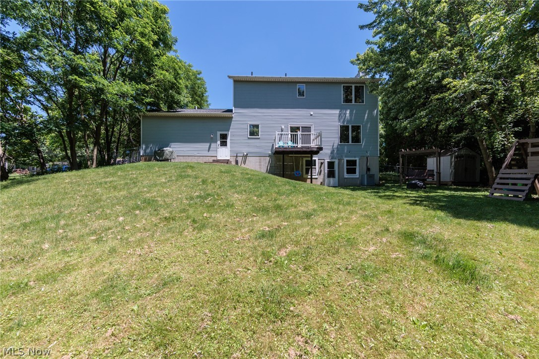 Green Lawn Knoll - Residential