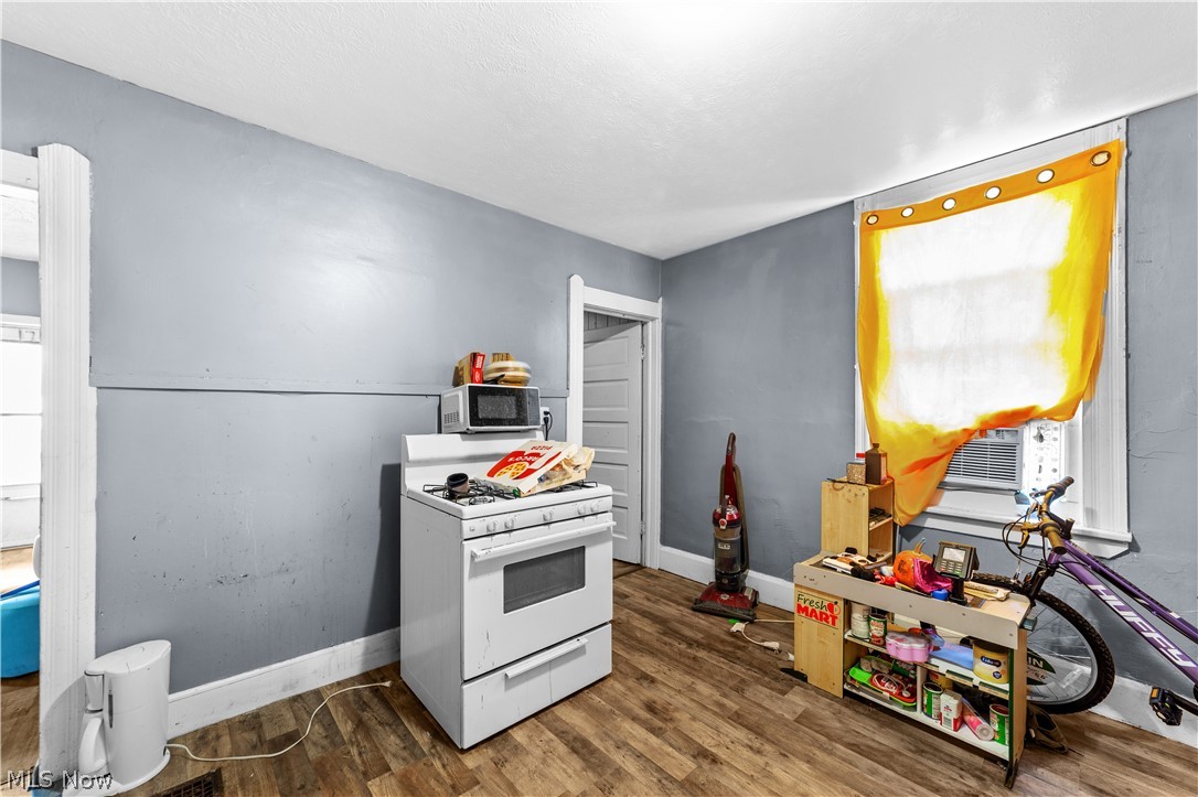 W L Fays Add - Residential Income