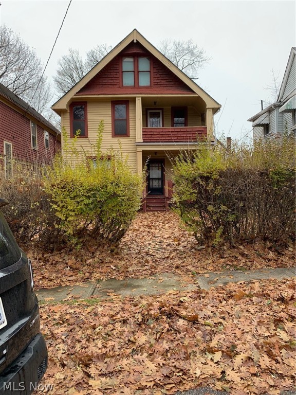 This is an investors delight, good house, large rooms, finished third floor.  Location is great on a very nice street.  Just off the Boulevard close to everything.  Easy to show.  SARO