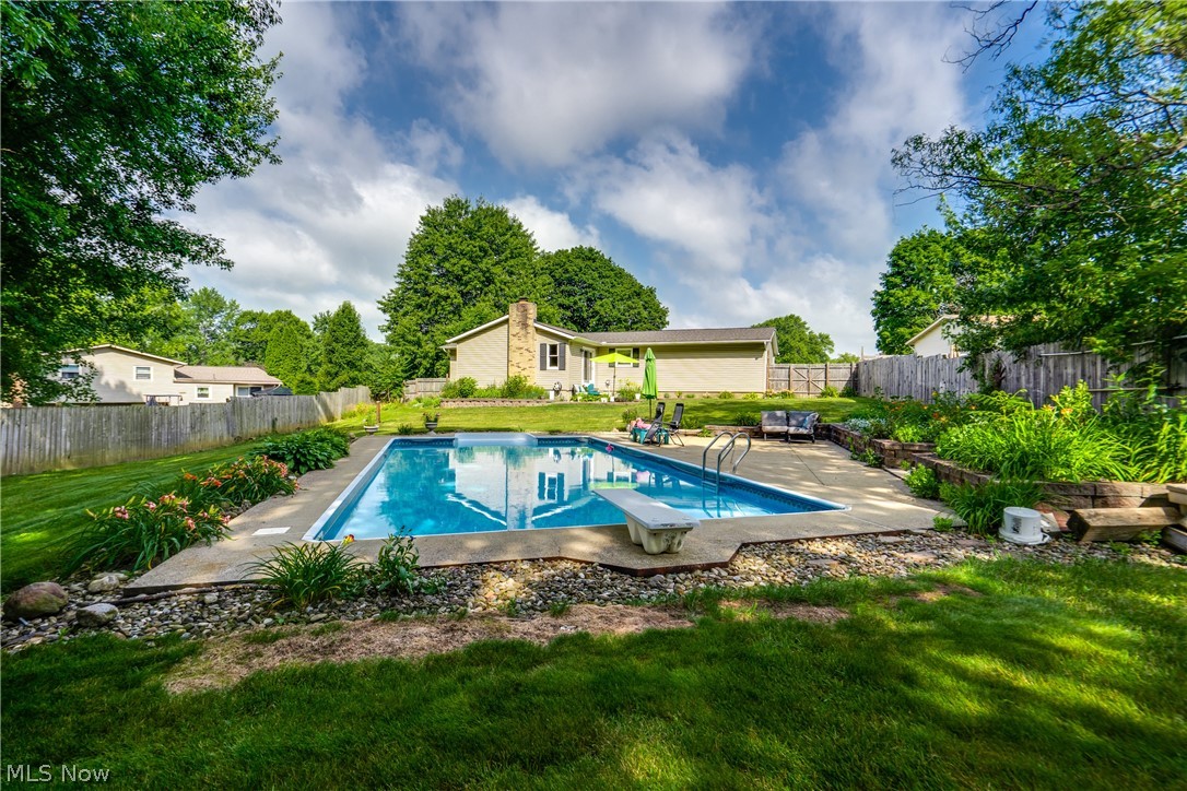 Cloverleaf North - Residential