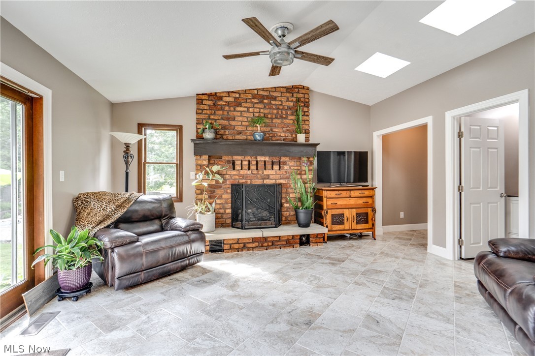 Cloverleaf North - Residential