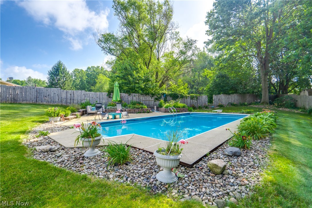 Cloverleaf North - Residential