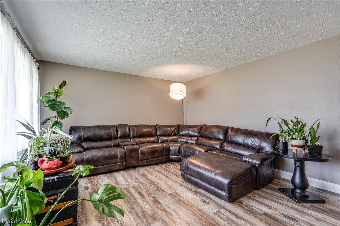 Cloverleaf North - Residential