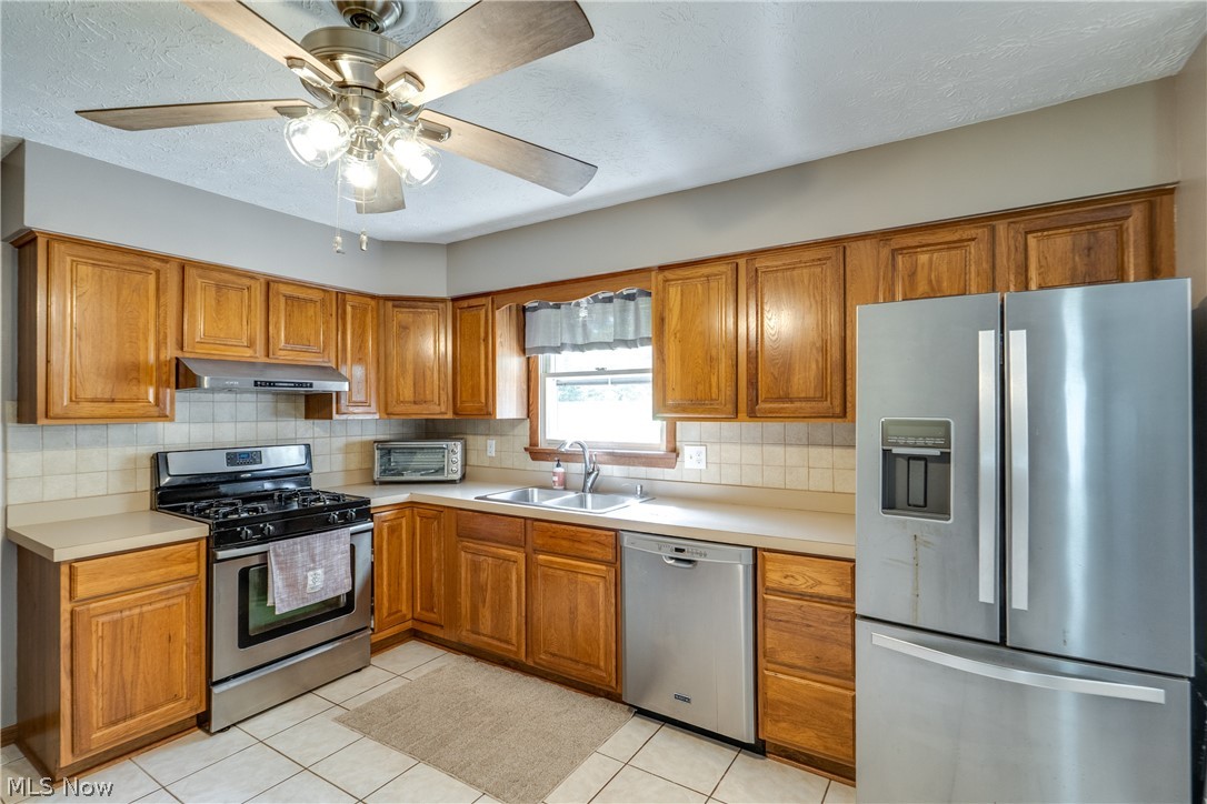 Cloverleaf North - Residential
