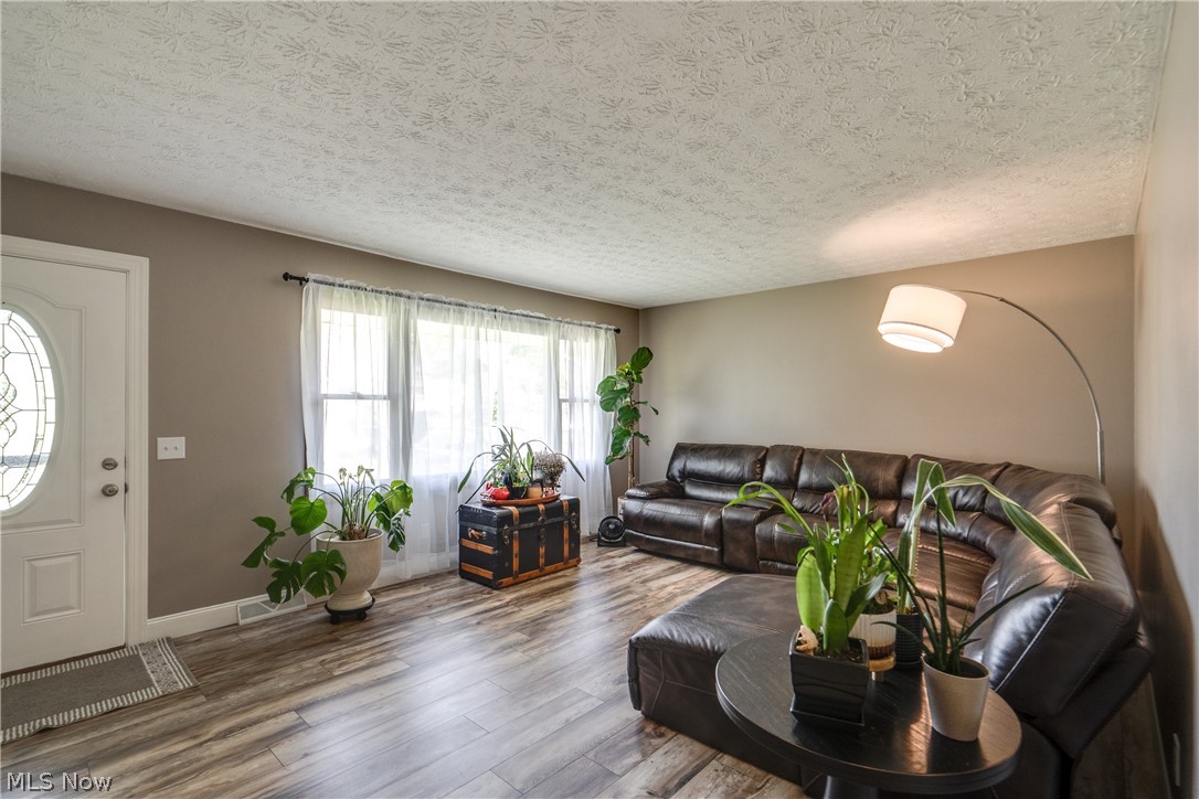 Cloverleaf North - Residential