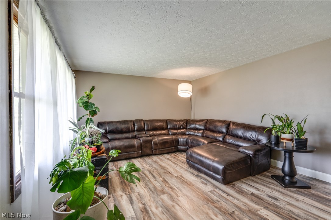 Cloverleaf North - Residential