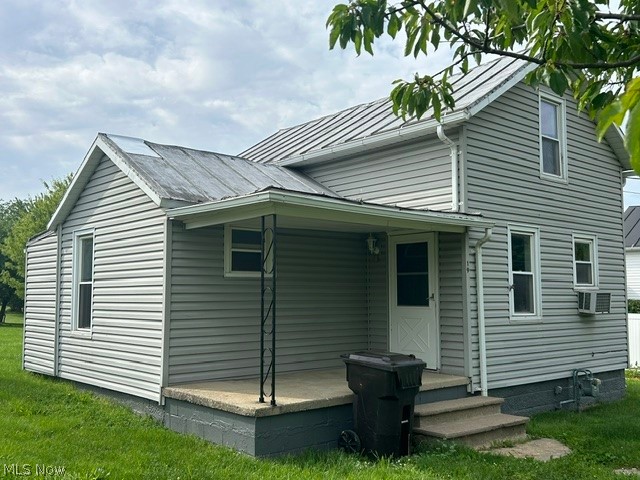 Charming small-town opportunity at Shiloh! This 3-bedroom home at 19 N. Delaware St offers classic character with everyday functionality on a generous lot in the heart of the village. Built in 1900, the property features approximately 810 square feet of living space. The spacious yard provides room for gardening, entertaining, or future improvements, while the convenient location offers easy access to nearby schools and local amenities. Whether you're looking for an affordable starter home, investment property, or renovation opportunity, this property has great potential with small-town appeal.