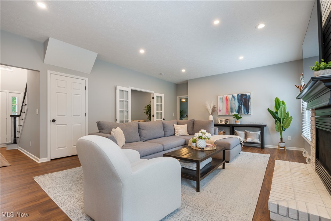 Emerald Woods - Residential