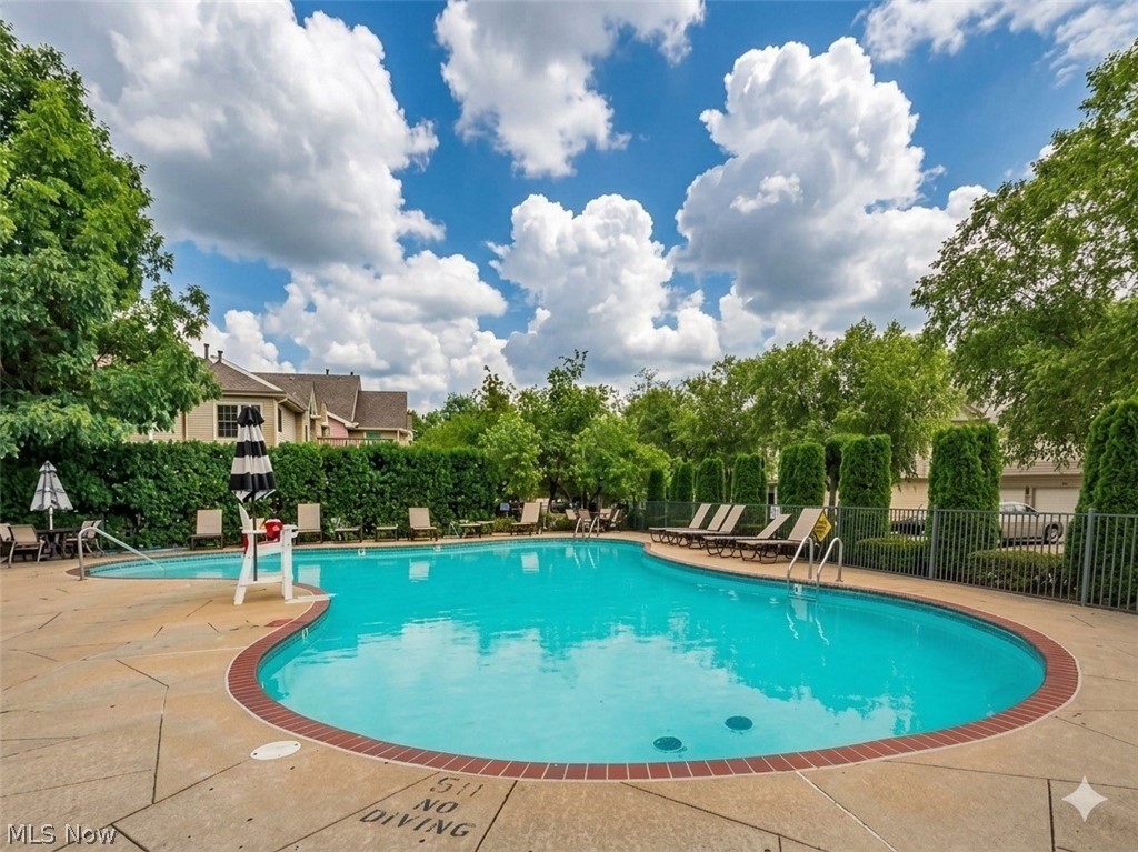 Woodhawk Club Condo Ph 7 - Residential