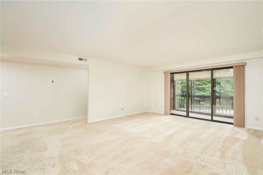 Woodhawk Club Condo Ph 7 - Residential
