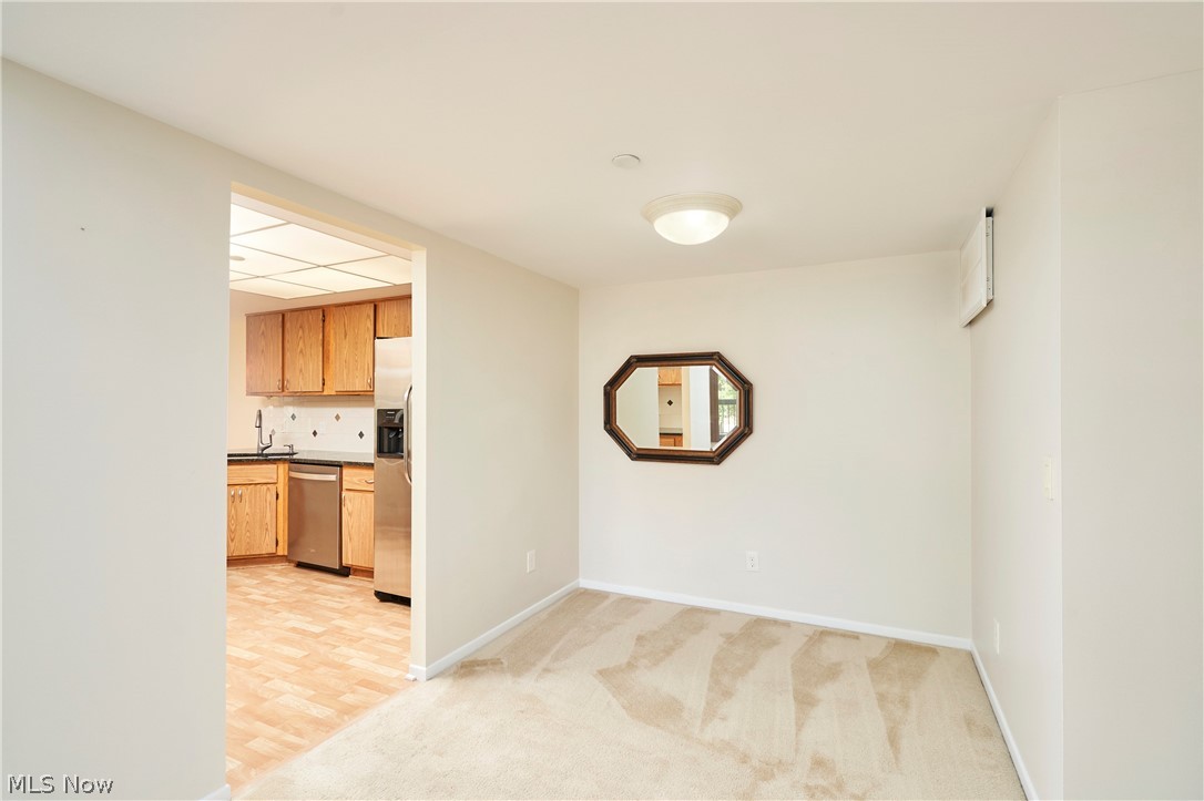 Woodhawk Club Condo Ph 7 - Residential