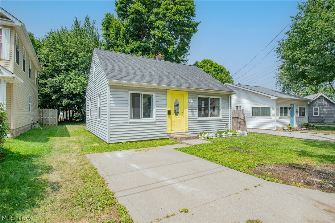 Willobee-On-The-Lake 02 - Residential