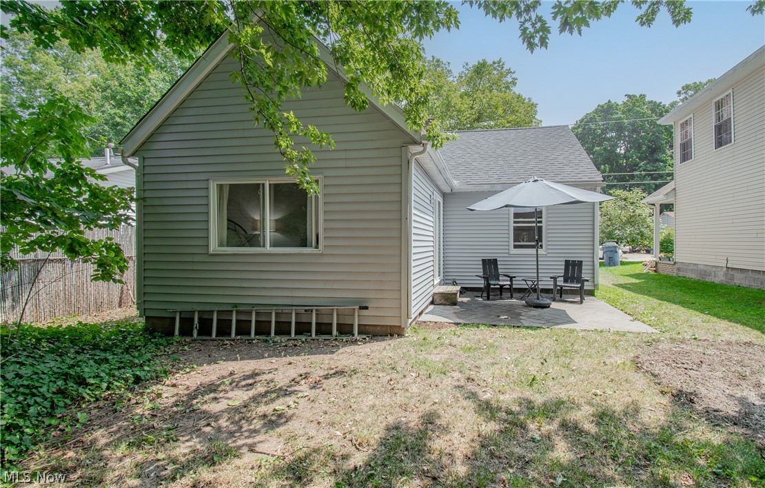 Willobee-On-The-Lake 02 - Residential