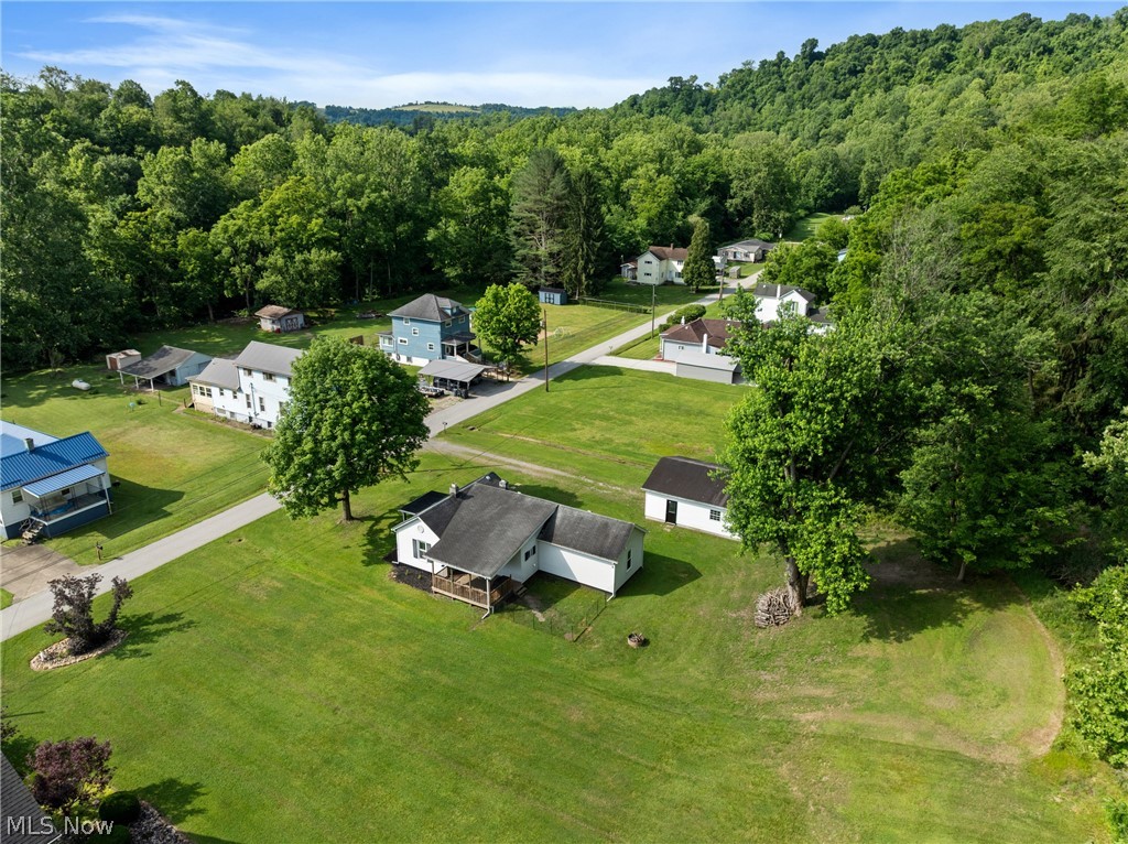 Loretta - Residential