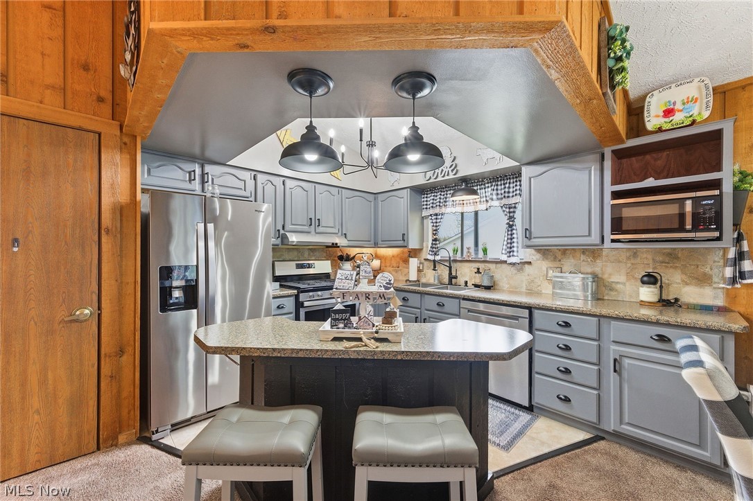 Quail Point Condo - Residential