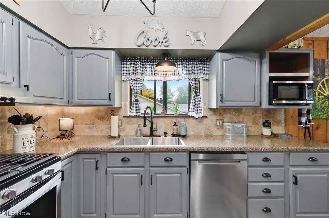 Quail Point Condo - Residential