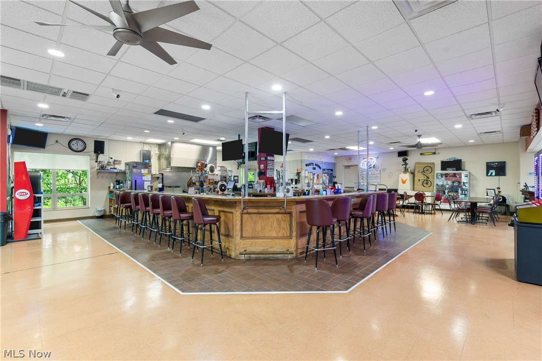 Hitchcock & Mather - Commercial Sale