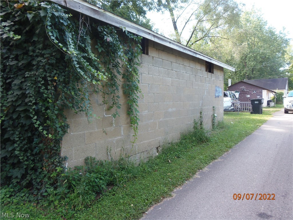 Halls - Residential