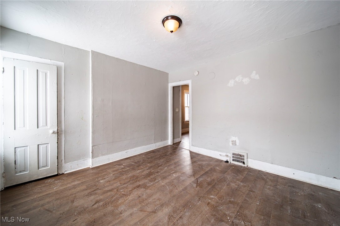 Smith & Mills - Residential Income