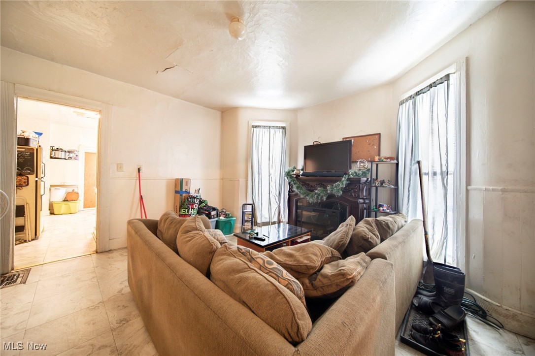 Smith & Mills - Residential Income