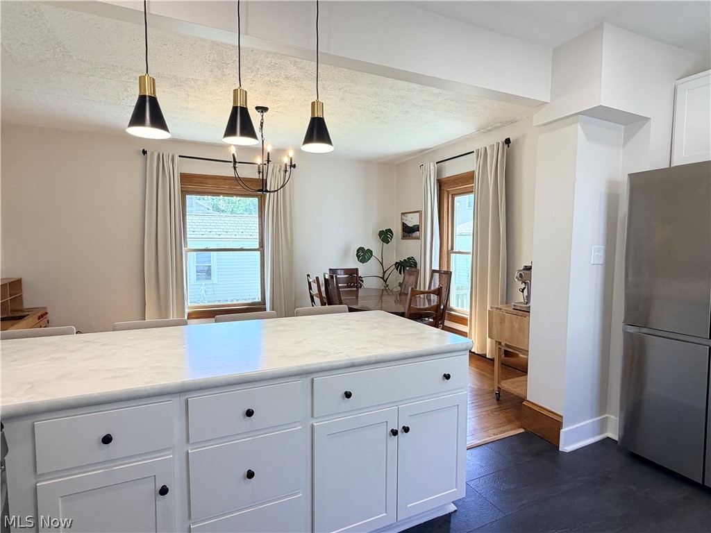 Iw Steeles Add - Residential
