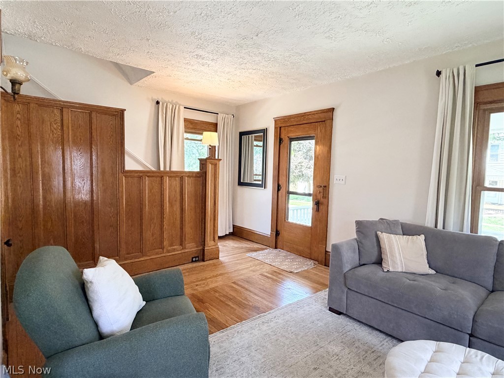 Iw Steeles Add - Residential