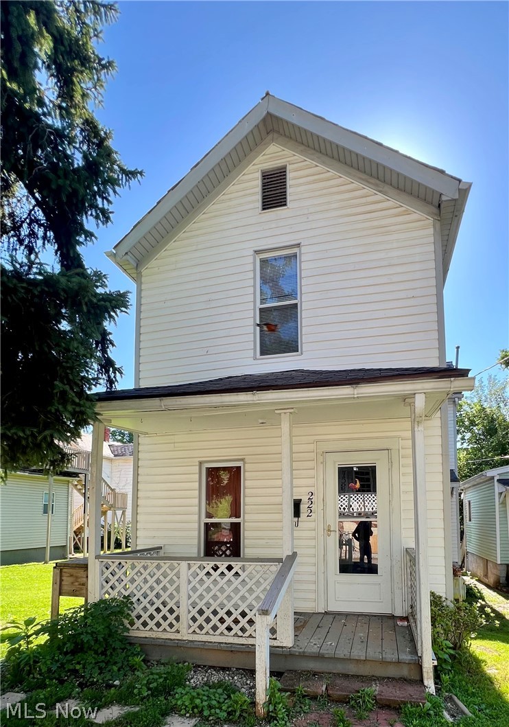 A 2-bedroom home in the heart of Marietta! This property offers 1,276 square feet of living space with two bedrooms and two full bathrooms in a two story layout. 222 Elm Street presents an excellent opportunity of solid value and plenty of potential for first time buyers, investors, or those looking to downsize. The basement provides additional storage space and potential for future use. 

Conveniently located near downtown Marietta, schools, shopping, dining, and local amenities, this property combines affordability with accessibility. Don't miss your chance to own a home in Marietta City School District. Schedule your private showing today!