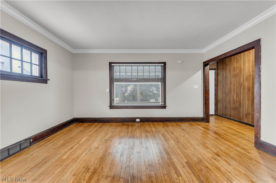Laura E Sladden - Residential Lease
