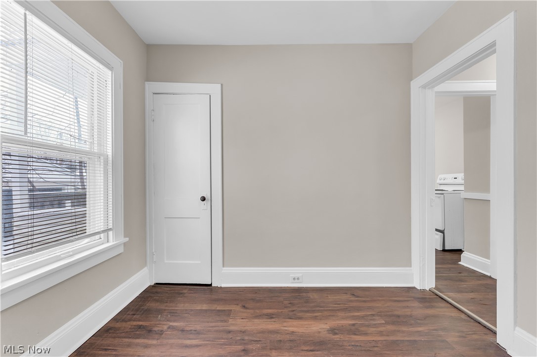 Laura E Sladden - Residential Lease