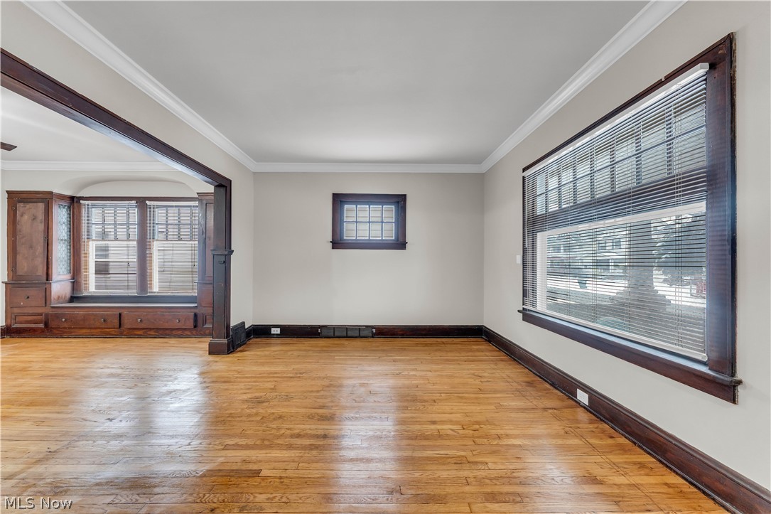 Laura E Sladden - Residential Lease