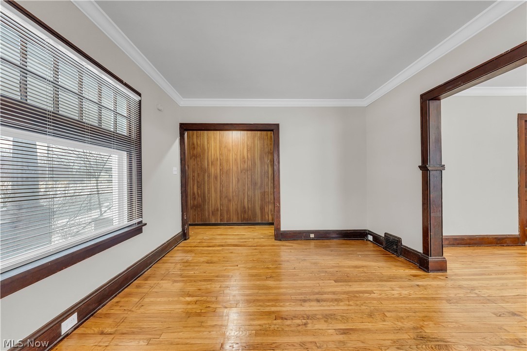 Laura E Sladden - Residential Lease