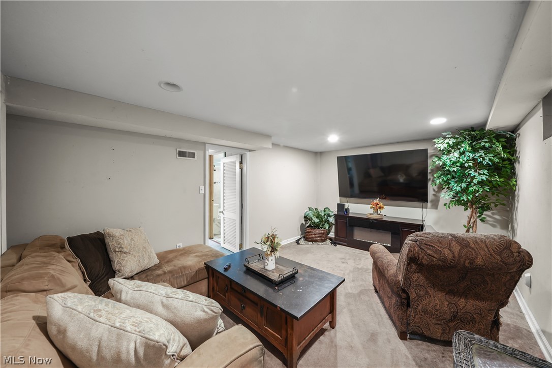Ackers Lake - Residential
