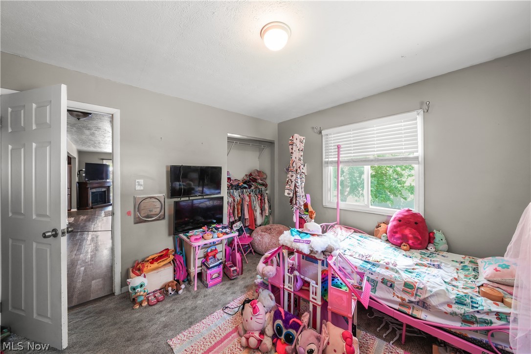 Ackers Lake - Residential