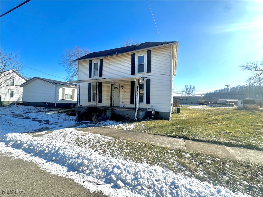 This 3-bedroom, 1.5-bath home offers approximately 1,536 square feet of living space with a practical two-story layout that allows for comfortable daily living and long-term flexibility. All three bedrooms and a full bathroom are located on the upper level, creating a private sleeping area, while the main floor includes a half bath and laundry space for added convenience.
The kitchen is equipped with a range, refrigerator, dishwasher, washer, and dryer, and provides generous cabinet and counter space suitable for everyday use. The living and dining areas offer adaptable space that can accommodate a variety of furniture arrangements, making it easy to personalize the home to fit individual needs.
The property is serviced by public water and public sewer and is situated on a 0.13-acre lot. Vinyl siding and a shingle roof contribute to the exterior, and the manageable lot size allows for ease of maintenance while still providing outdoor space.
This property presents an opportunity for a buyer seeking a primary residence with room for updates, as well as for an investor looking for a property with long-term potential. The functional layout and size allow for flexibility in future use and improvement.