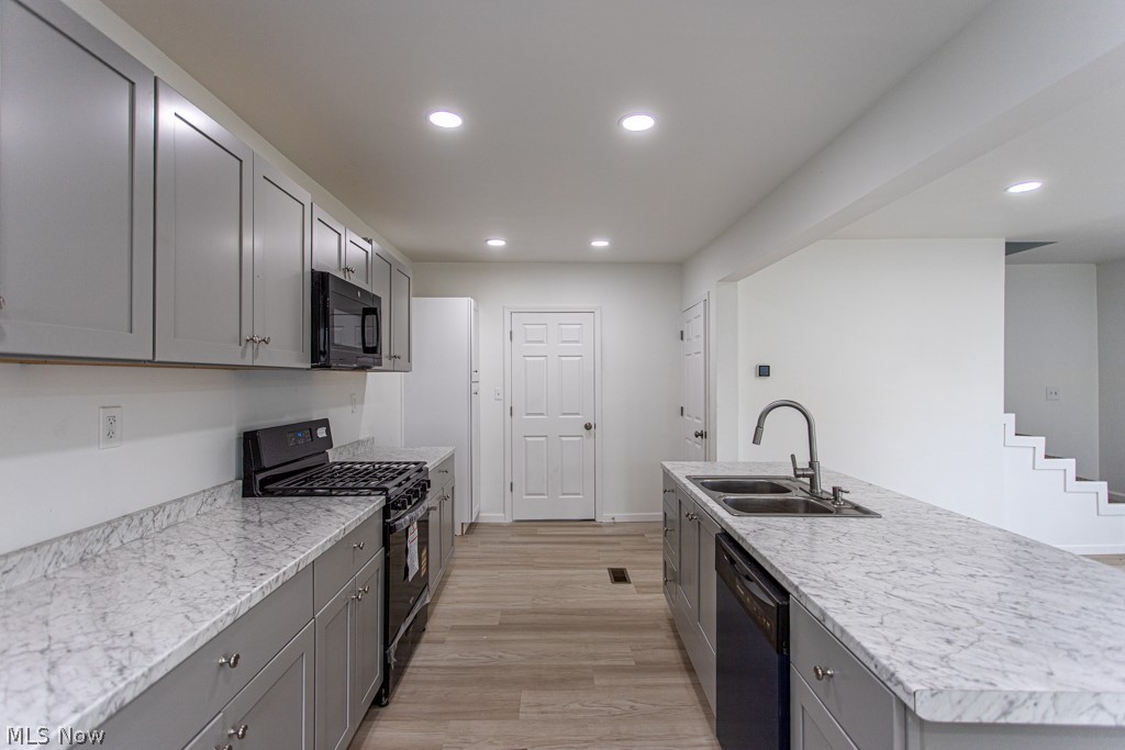 Colonial Park - Residential