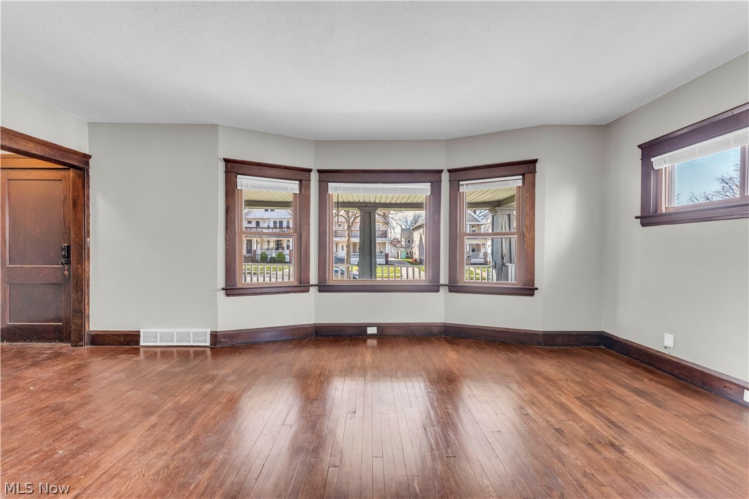 Waterbury Heights - Residential Income