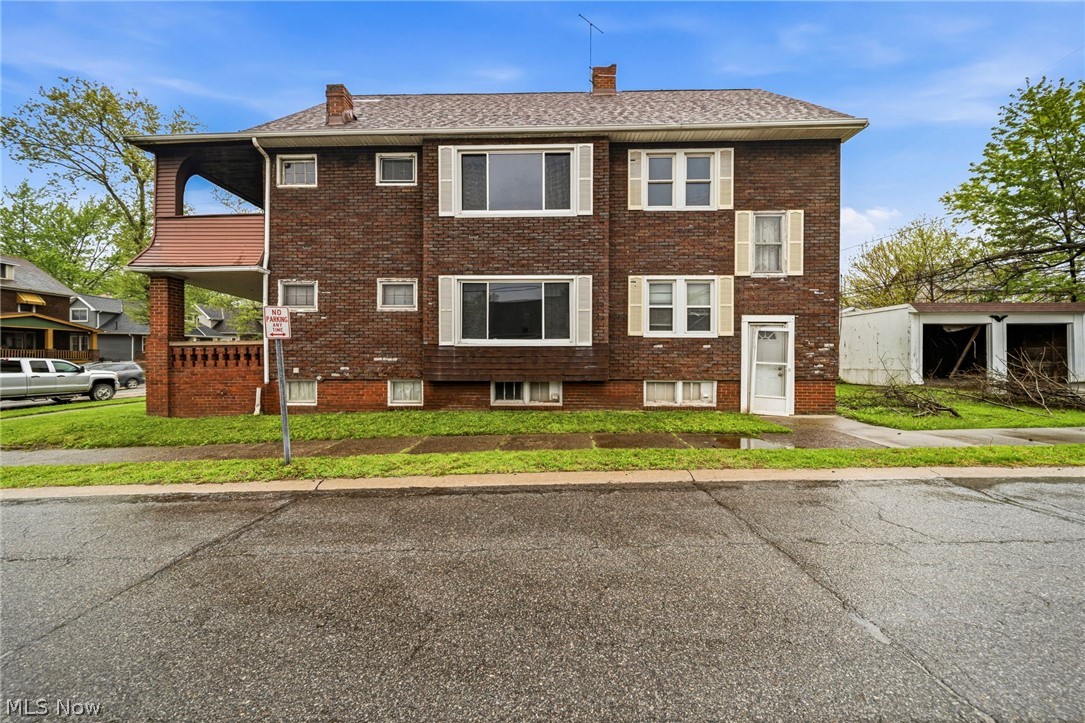 Garfield Blvd - Residential Income