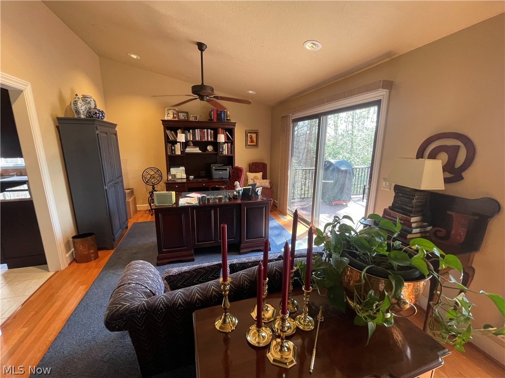 Woodlands Condo - Residential