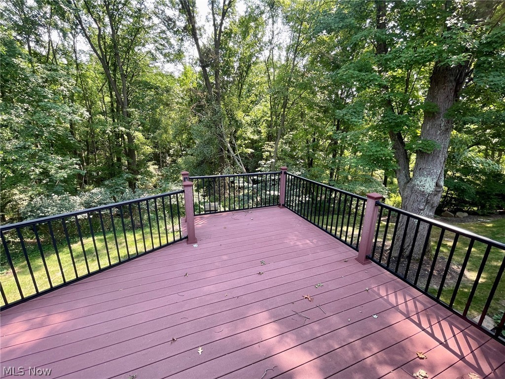 Woodlands Condo - Residential